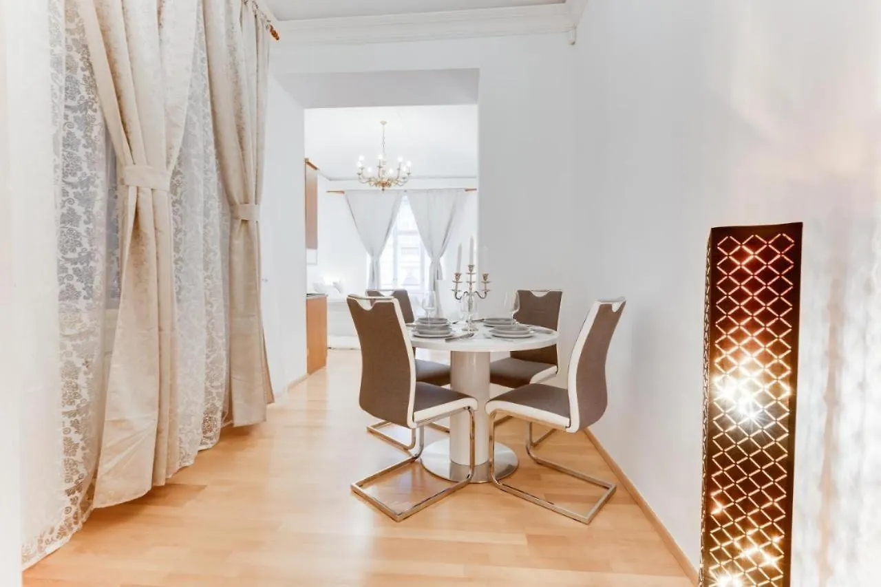 Wenceslas Square Royal Apartments Praga